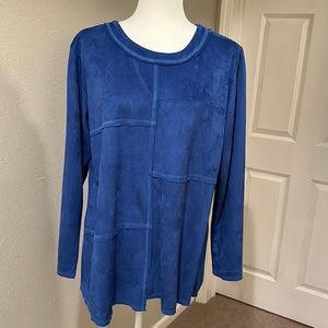 Beautiful blue suede-like top!